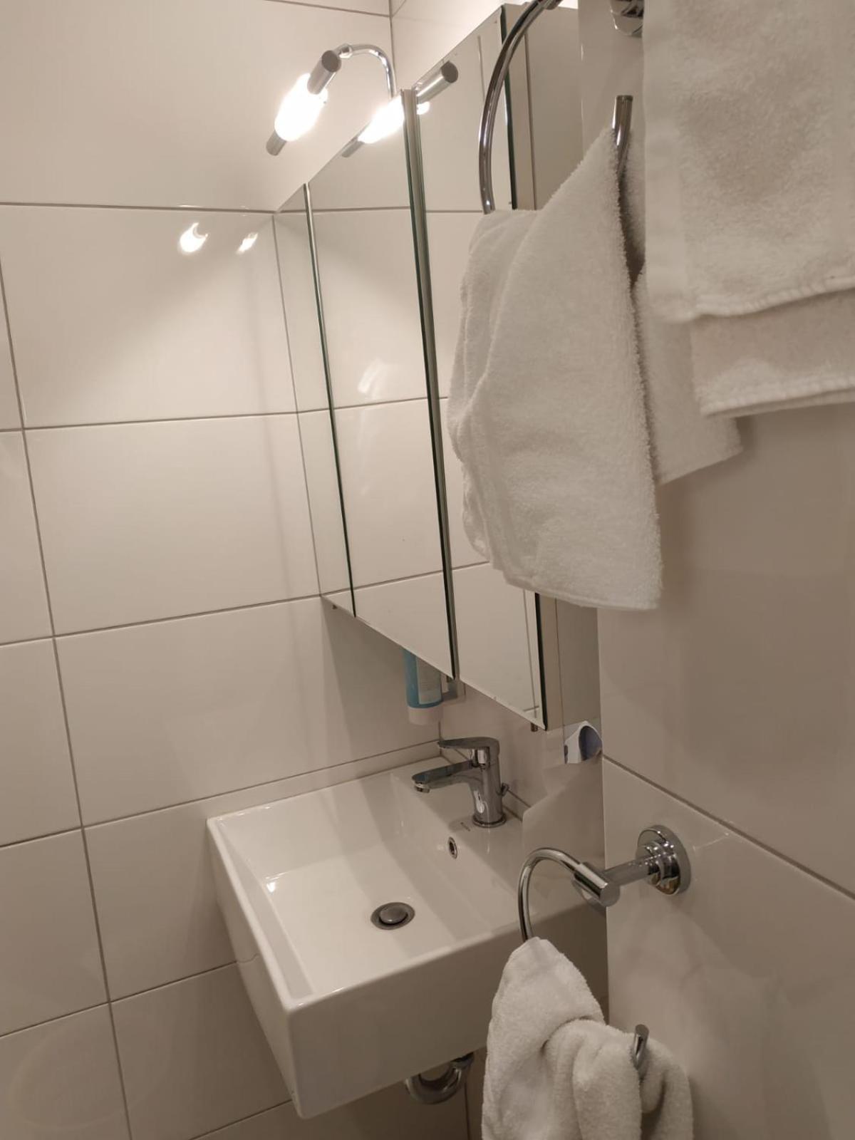 Hotel Waldblick Bsr Mit Kostenlose Bonuskarten Fuer Schifffahrten, Thermen, Museen Ab 2 Naechte Donaueschingen Exterior foto